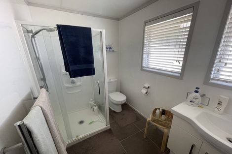 Photo of property in 8 Miro Place, Waiuku, 2123