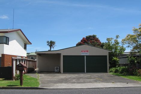 Photo of property in 75a Torkar Road, Clarks Beach, 2122