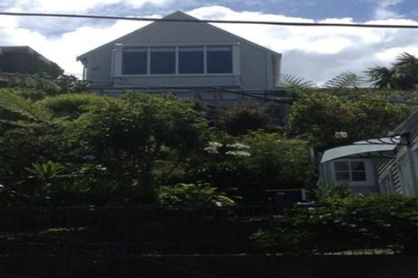 Photo of property in 172 Nevay Road, Karaka Bays, Wellington, 6022