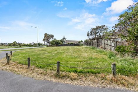 Photo of property in 38 Bexley Road, Aranui, Christchurch, 8061