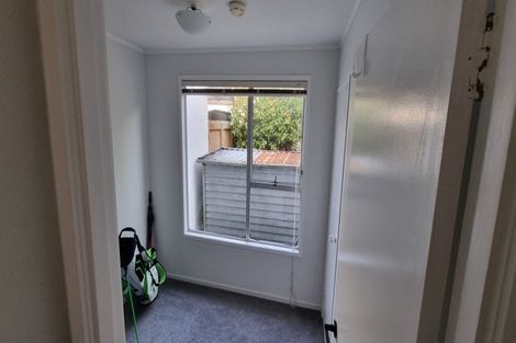 Photo of property in 2/137 Rangatira Road, Beach Haven, Auckland, 0626
