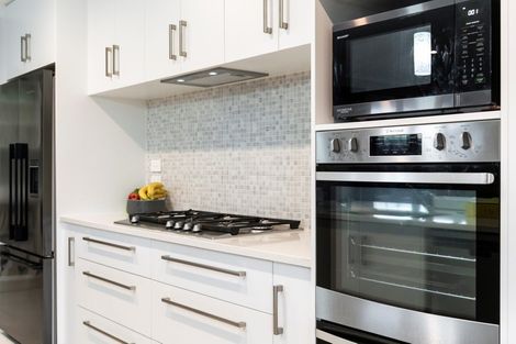 Photo of property in 35 Lilac Close, Cambridge, 3434