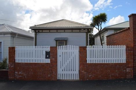 Photo of property in 6 Cardall Street, Newtown, Wellington, 6021