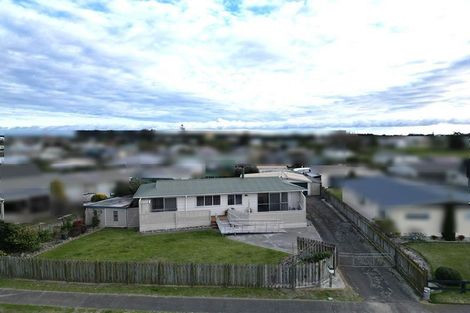 Photo of property in 20 Thomas Place, Foxton Beach, Foxton, 4815