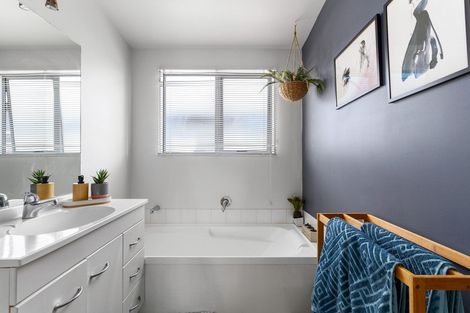 Photo of property in 40e Miro Street, Mount Maunganui, 3116