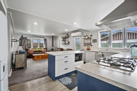 Photo of property in 35 Potaka Street, Marton, 4710