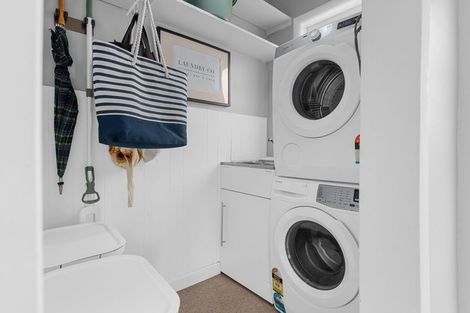 Photo of property in 124 Rifle Range Road, Dinsdale, Hamilton, 3204