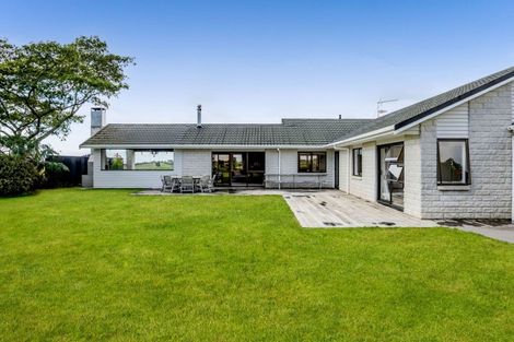 Photo of property in 515 Carrington Road, Hurworth, New Plymouth, 4371