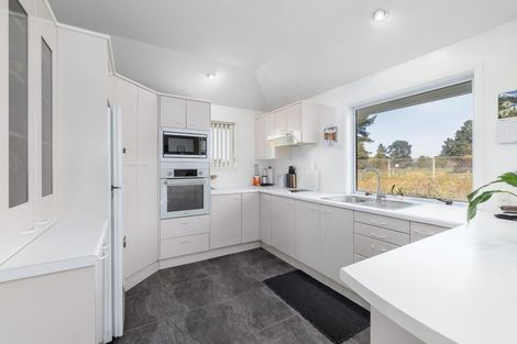 Photo of property in 23 Briarmont Street, Avondale, Christchurch, 8061