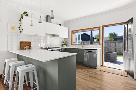 Photo of property in 49 Tom Parker Avenue, Marewa, Napier, 4110