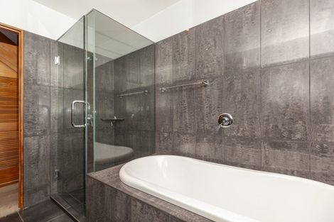 Photo of property in 10 Nuhaka Place, Paraparaumu Beach, Paraparaumu, 5032