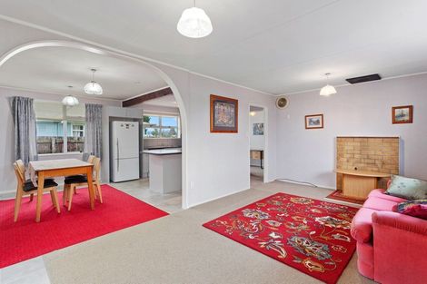 Photo of property in 32 Farnworth Crescent, Whakatane, 3120