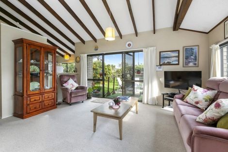 Photo of property in 3b Compton Place, Mount Maunganui, 3116