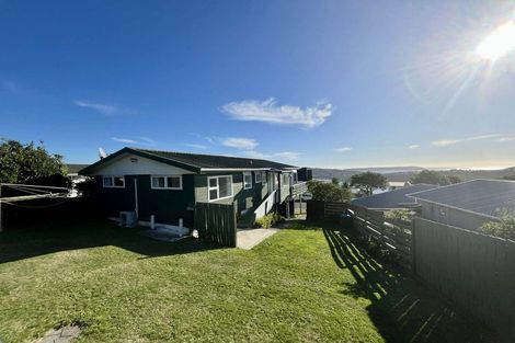 Photo of property in 137 Conclusion Street, Ascot Park, Porirua, 5024