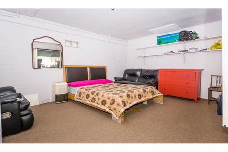Photo of property in 3/496 Glenfield Road, Glenfield, Auckland, 0629
