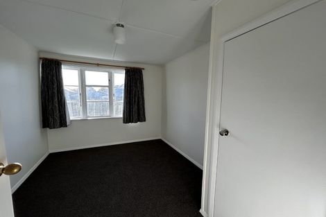 Photo of property in 21 Bateman Avenue, Bryndwr, Christchurch, 8053