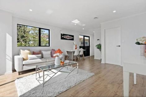 Photo of property in 1b Kairanga Street, Mangere East, Auckland, 2024