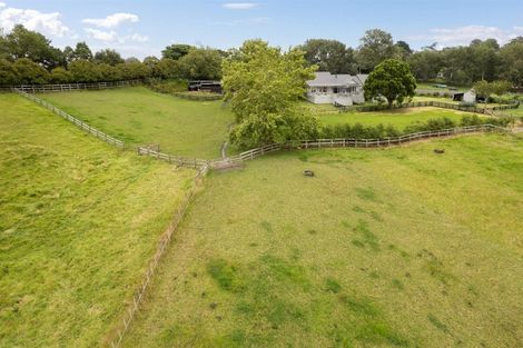 Photo of property in 298 Rimmer Road, Helensville, 0875