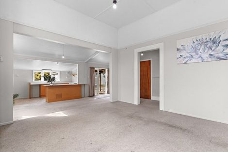 Photo of property in 84 Lincoln Road, Masterton, 5810