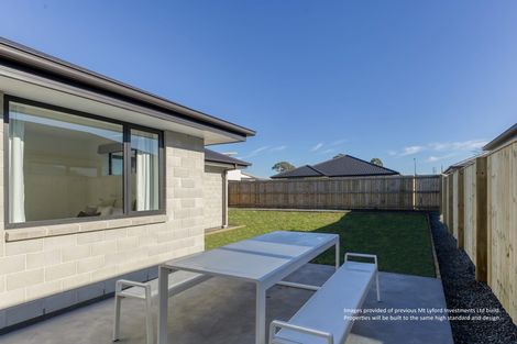 Photo of property in 4 Tara Crescent, Woodend, 7610