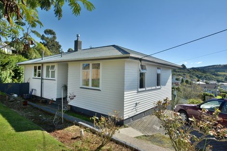 Photo of property in 244 Brockville Road, Brockville, Dunedin, 9011