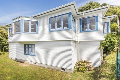 Photo of property in 93 View Road, Houghton Bay, Wellington, 6023