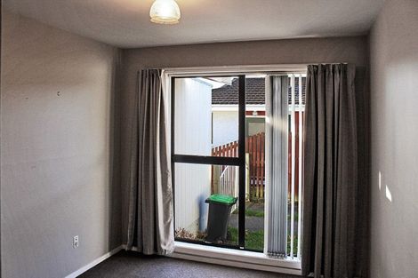 Photo of property in 220 Waimairi Road, Ilam, Christchurch, 8041
