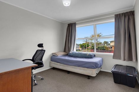Photo of property in 24 Larnach Street, St Andrews, Hamilton, 3200