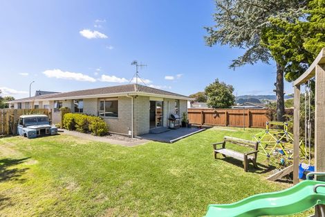 Photo of property in 62b Mazengarb Road, Paraparaumu Beach, Paraparaumu, 5032