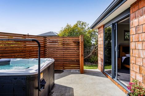 Photo of property in 5a James Drive, Bell Block, New Plymouth, 4312