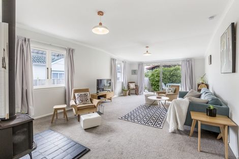 Photo of property in 36 Seabrook Avenue, New Lynn, Auckland, 0600