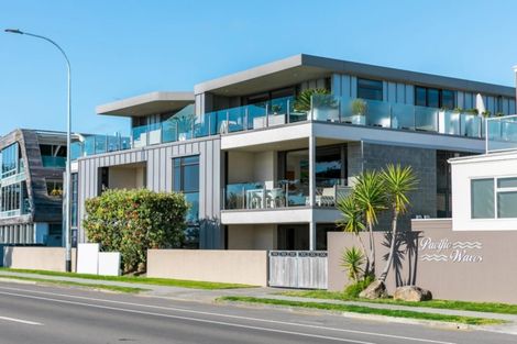 Photo of property in 9/48 Marine Parade, Mount Maunganui, 3116