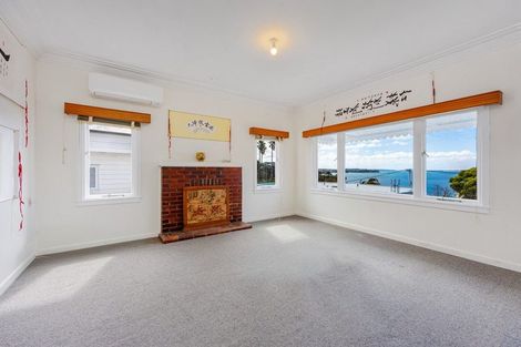 Photo of property in 2/48 Churchill Road, Murrays Bay, Auckland, 0630