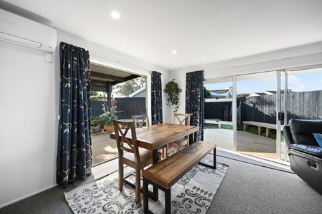 Photo of property in 15a Sandalwood Drive, Dinsdale, Hamilton, 3204