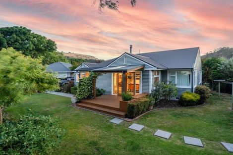 Photo of property in 252 Centaurus Road, Saint Martins, Christchurch, 8022