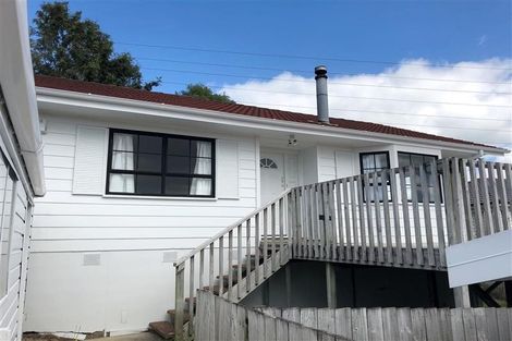 Photo of property in 17 Sabana Place, Unsworth Heights, Auckland, 0632