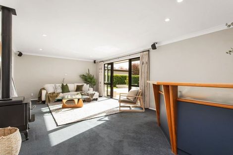 Photo of property in 290 Queen Elizabeth Ii Drive, Mairehau, Christchurch, 8052