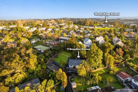 Photo of property in 11 Beaudine Avenue, Glenfield, Auckland, 0629