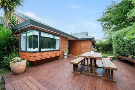 Photo of property in 7 Penlington Place, Havelock North, 4130