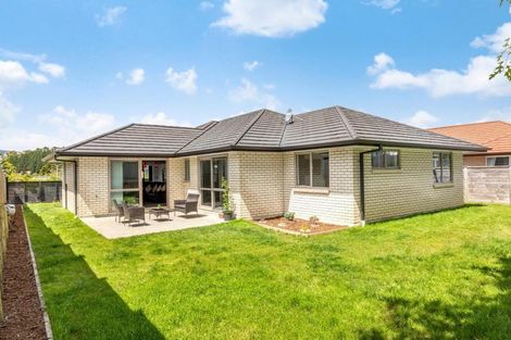 Photo of property in 2 Shearwater Lane, Whitby, Porirua, 5024