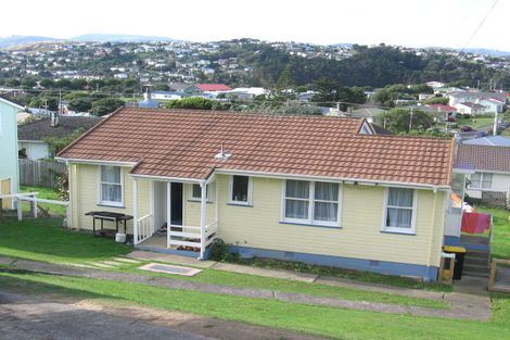 Photo of property in 7 Piko Street, Titahi Bay, Porirua, 5022