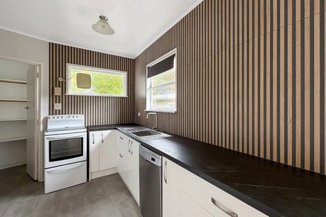 Photo of property in 14 Holland Street, Wainuiomata, Lower Hutt, 5014