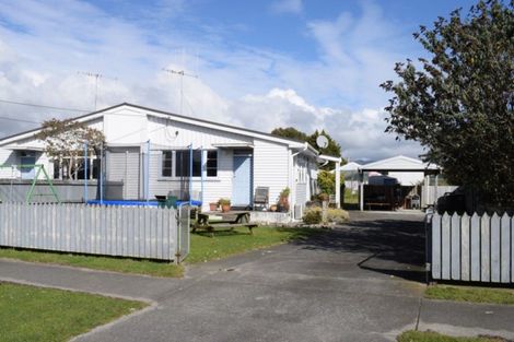 Photo of property in 22 Temuera Street, Otaki, 5512