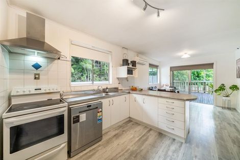 Photo of property in 15 Gawler Grove, Wainuiomata, Lower Hutt, 5014