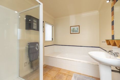 Photo of property in 29 Avion Terrace, Raumati Beach, Paraparaumu, 5032