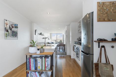 Photo of property in 312/332 Maunganui Road, Mount Maunganui, 3116