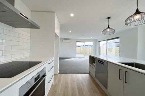 Photo of property in 31 Rita Angus Road, Belfast, 8051