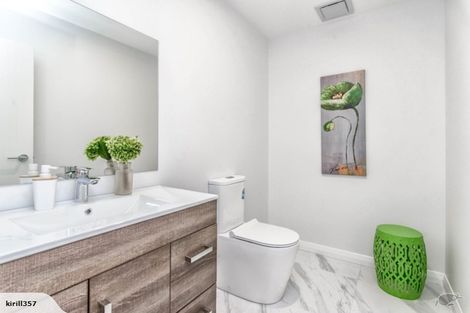 Photo of property in 9 Nerehana Place, Red Beach, 0932