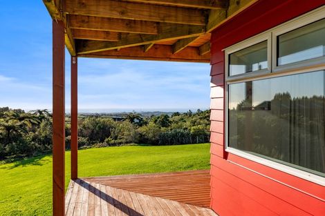 Photo of property in 1532 Carrington Road, Hurworth, New Plymouth, 4371