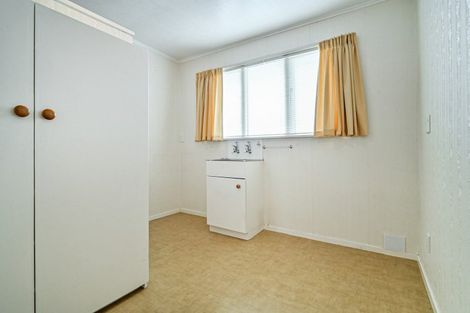 Photo of property in 2 Rakau Street, Havelock North, 4130